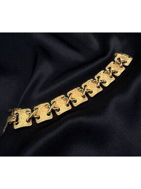 Rare Find Vintage 1960s MONET Signed Gold-Tone Link Bracelet